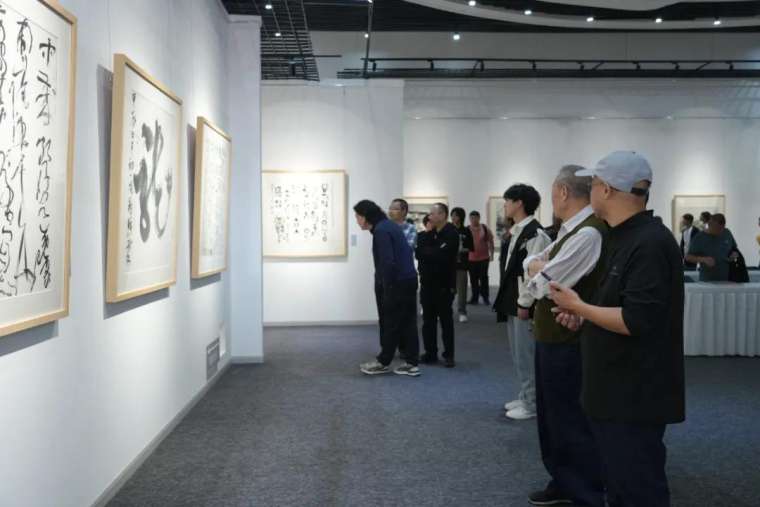 重庆巡展_页面_20_图像_0001